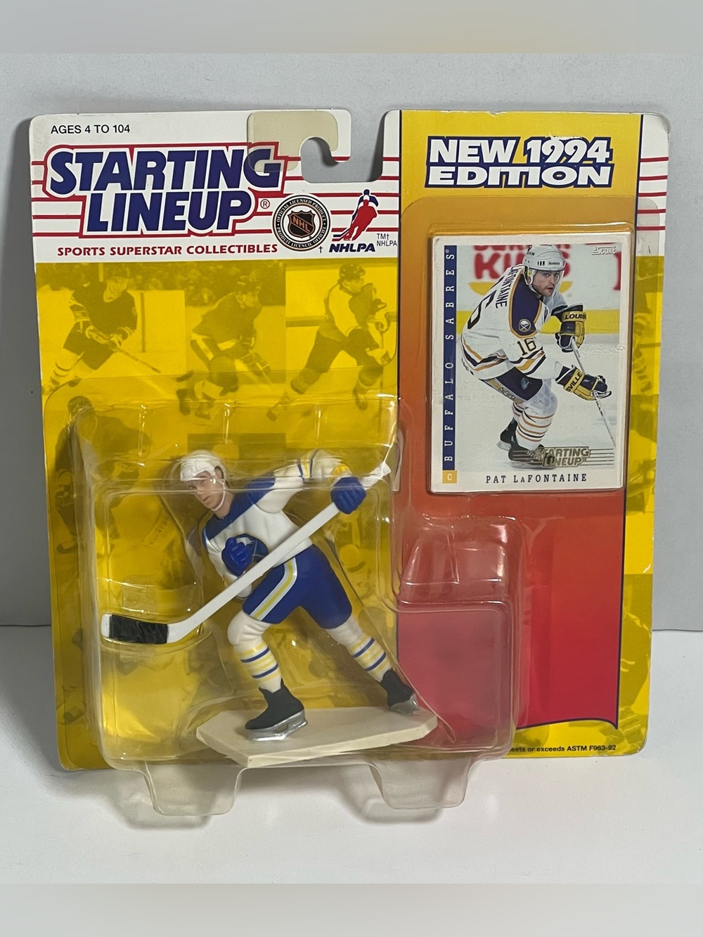 Starting Lineup Pat LaFontaine Hockey Figure - Vintage (1994 Edition)